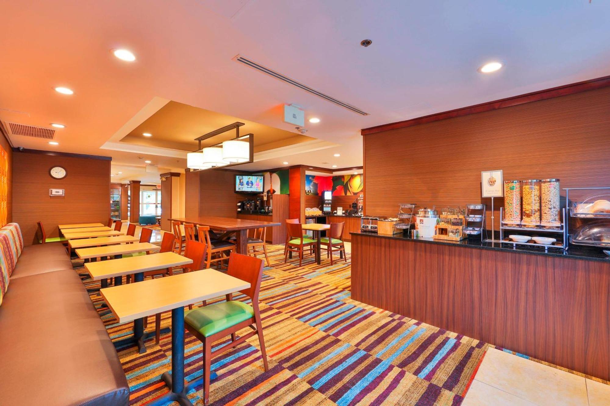 Fairfield Inn By Marriott Lexington Park Patuxent River Naval Air Station Экстерьер фото