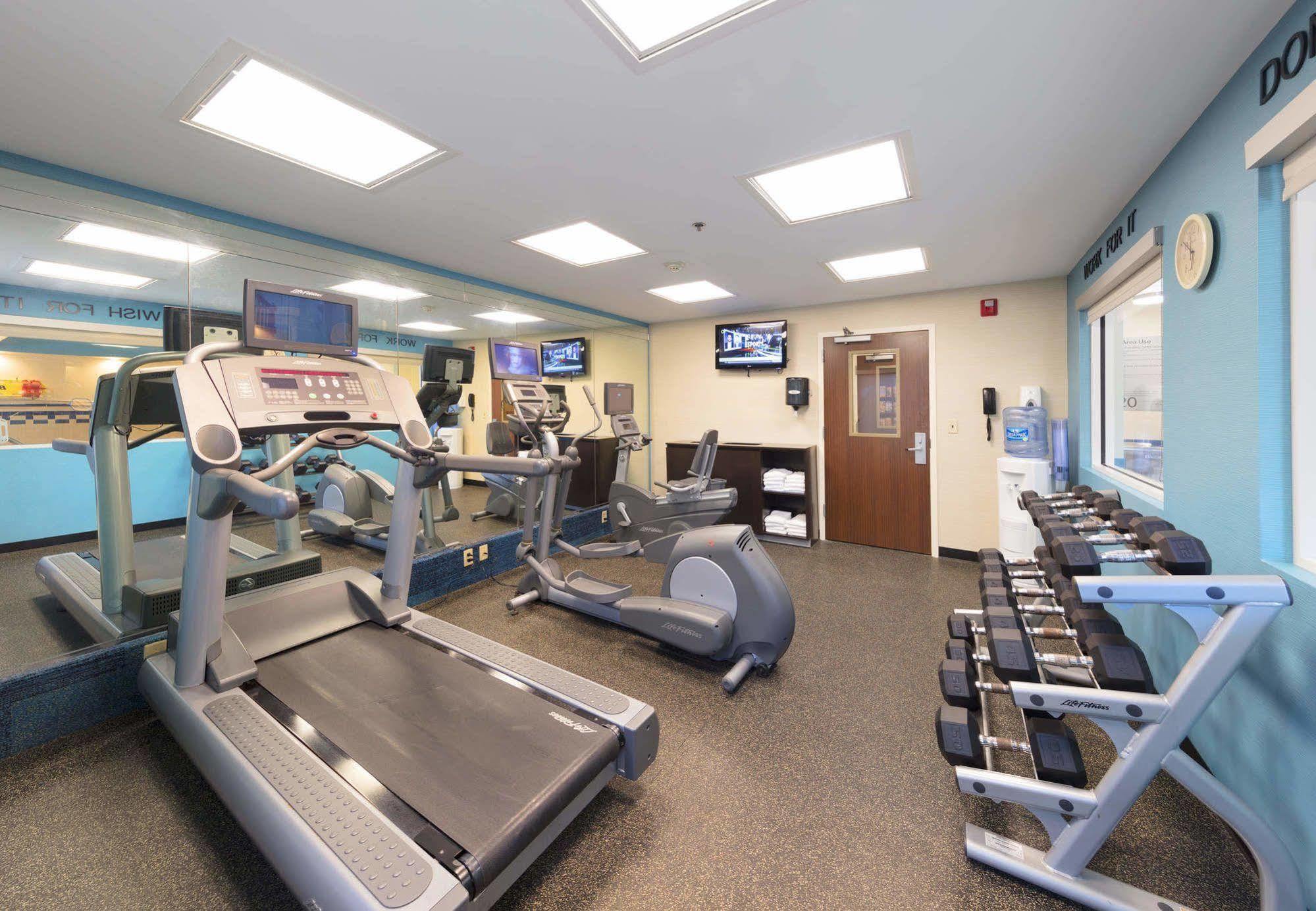 Fairfield Inn By Marriott Lexington Park Patuxent River Naval Air Station Экстерьер фото